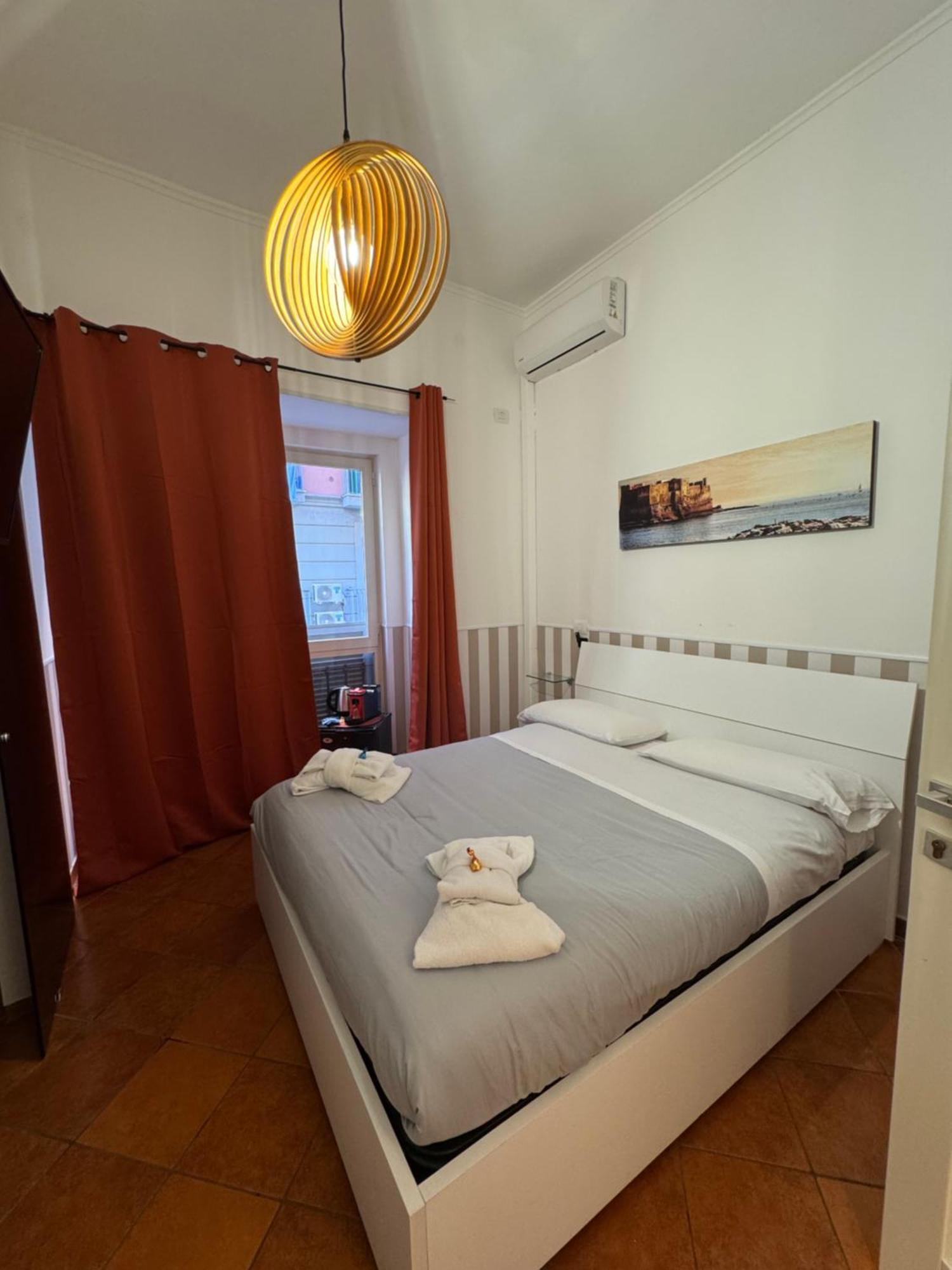 Bed and Breakfast Naporà à Naples Extérieur photo