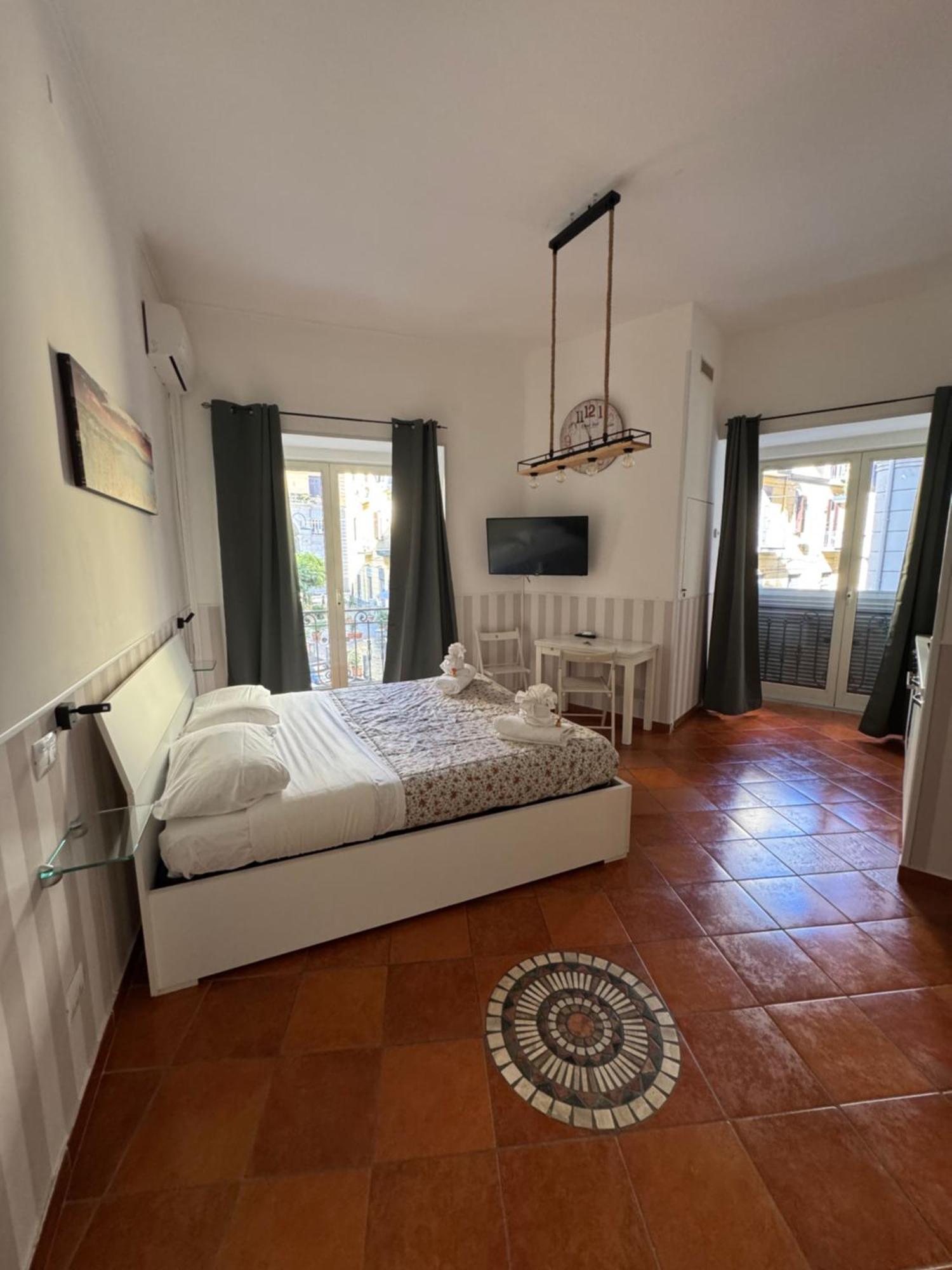 Bed and Breakfast Naporà à Naples Extérieur photo